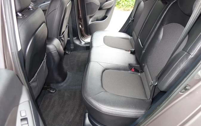 Hyundai ix35 cena 55900 przebieg: 99317, rok produkcji 2014 z Szczuczyn małe 704